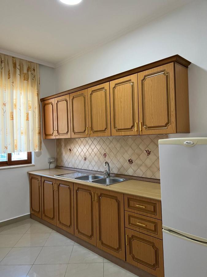 Guest House Il Palazzo Дуррес Екстер'єр фото